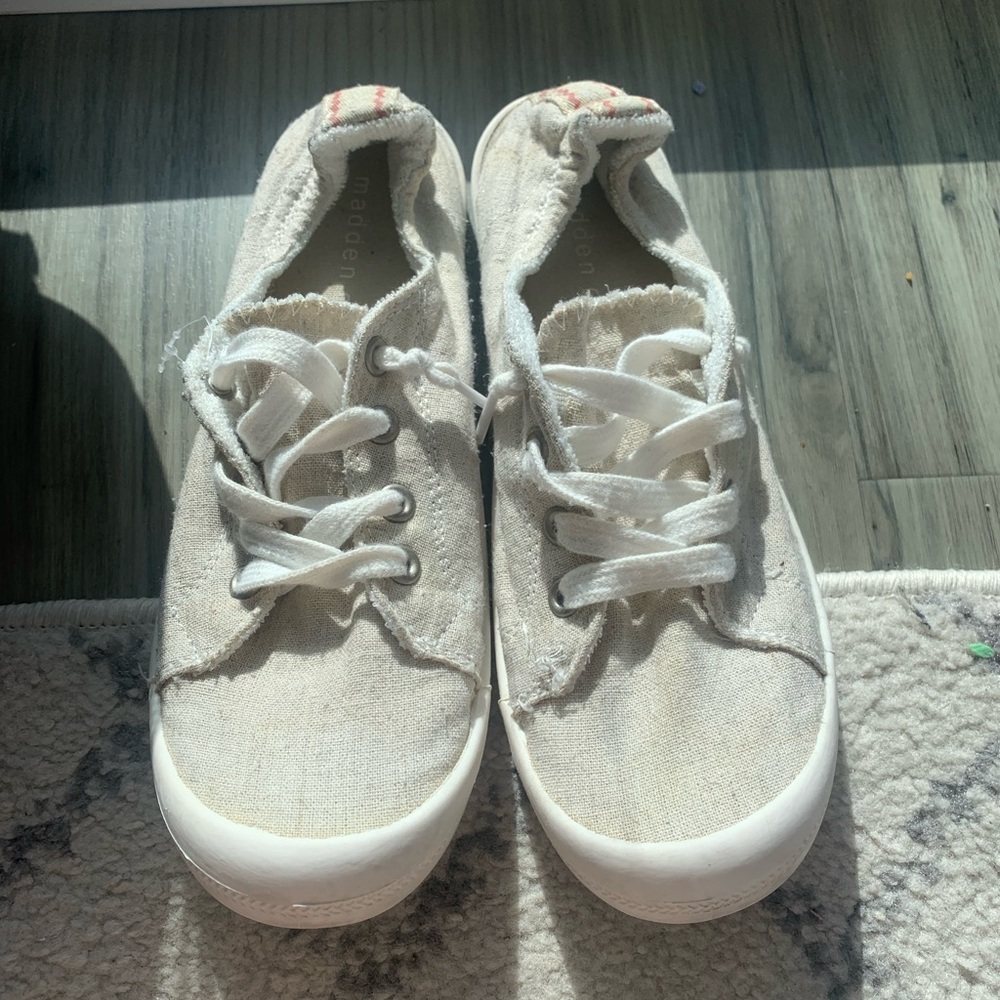 Madden Girl Canvas Slip On Loafers 7.5
